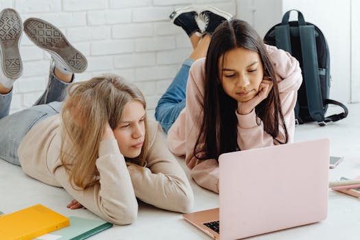 Ideální Notebook pro Studenty: Studium a Zábava v Jednom
