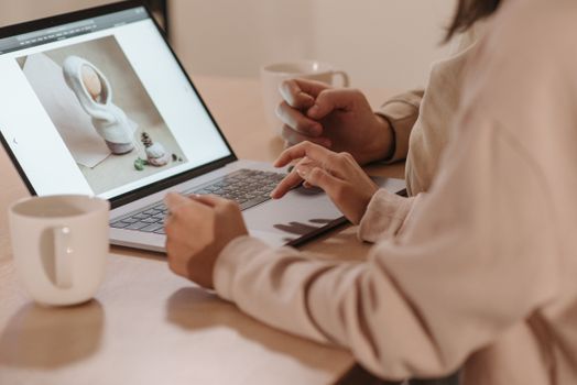 Jak Vybrat Notebook pro Umělecké Obory: Nejlepší Rady a Tipps